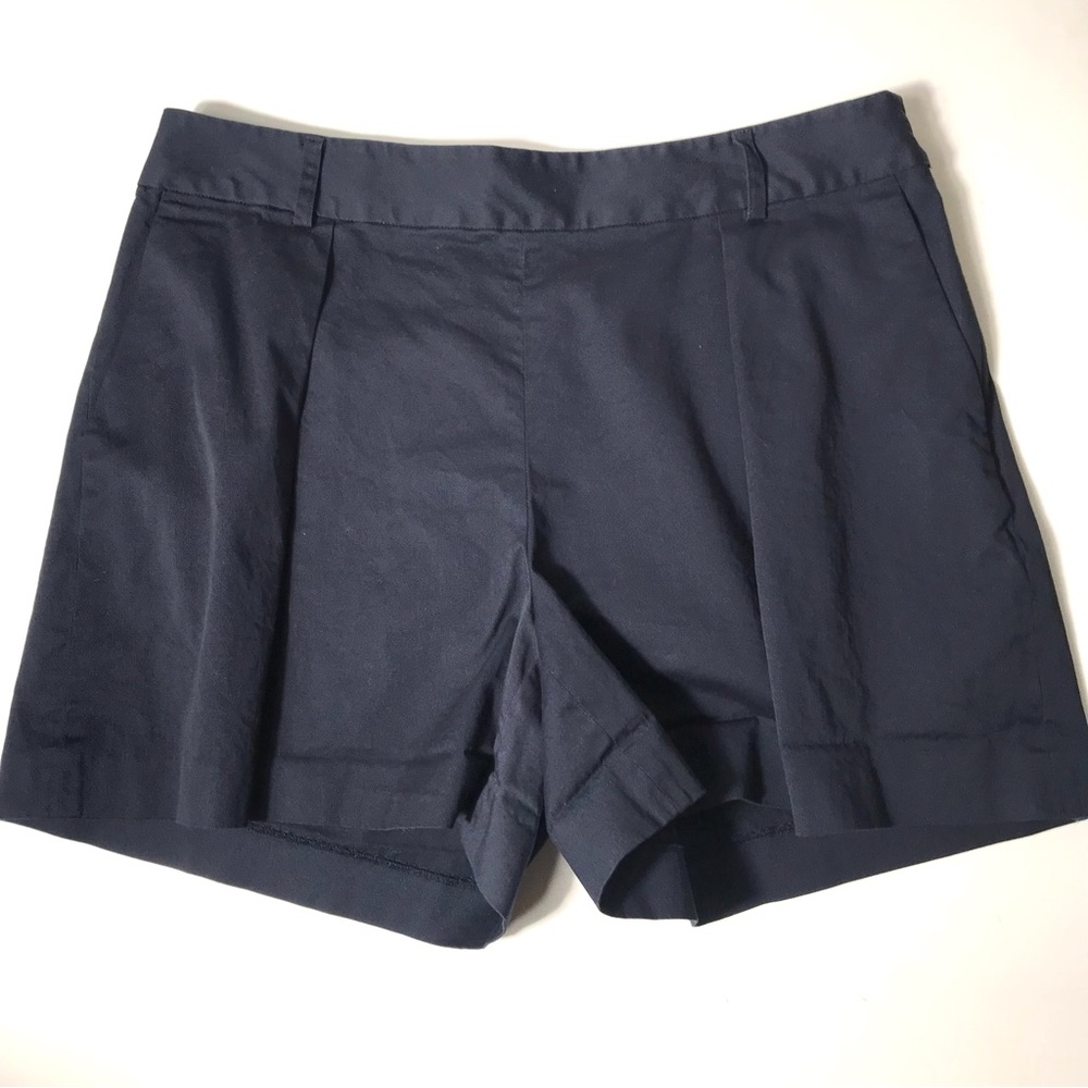 1901 Women's Navy Pleat-Front Tailored Shorts